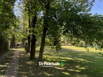 Venta Casa Quinta con Segunda Vivienda, Parque y Pileta - Francisco Alvarez Sur