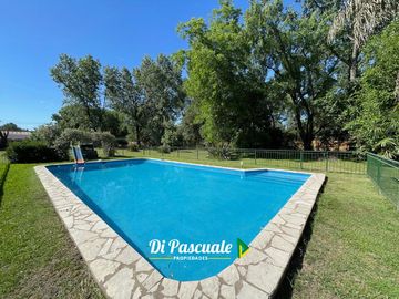 Venta Casa Quinta con Segunda Vivienda, Parque y Pileta - Francisco Alvarez Sur