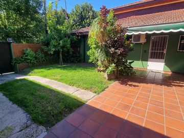 APTO CREDITO, CHALET 4 AMBIENTES, BARRIO PARQUE CALCHAQUI