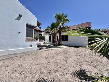 Venta casa 5 habitaciones Mendoza