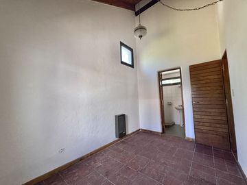 Venta casa 5 habitaciones Mendoza