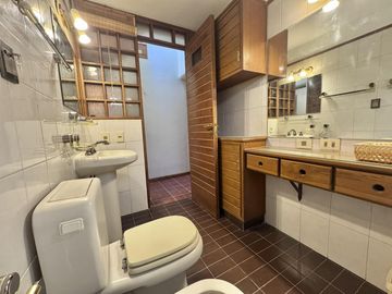 Venta casa 5 habitaciones Mendoza