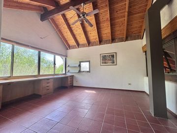 Venta casa 5 habitaciones Mendoza