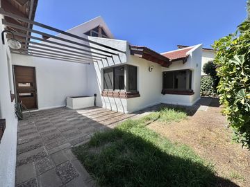 Venta casa 5 habitaciones Mendoza