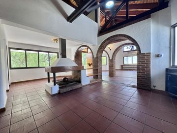 Venta casa 5 habitaciones Mendoza