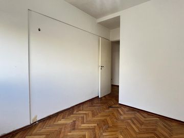 OPORTUNIDAD! Departamento 2 ambientes en venta