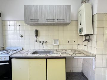 OPORTUNIDAD! Departamento 2 ambientes en venta