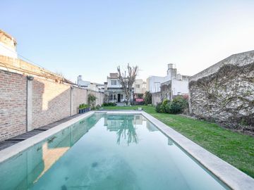 Casa en venta tres dormitorios y pileta Tolosa