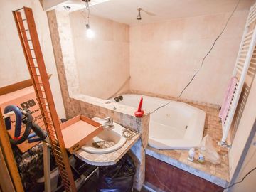 Casa en venta tres dormitorios y pileta Tolosa