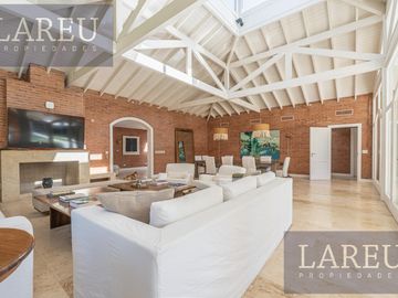 Casa en Venta - Mayling Club De Campo, Pilar