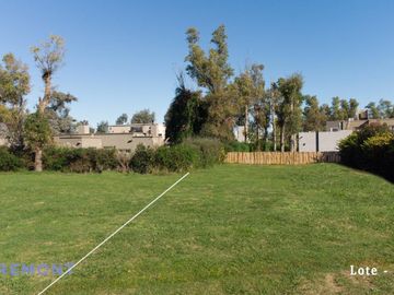 Terreno en  Barrio Privado Alvarez del Bosque