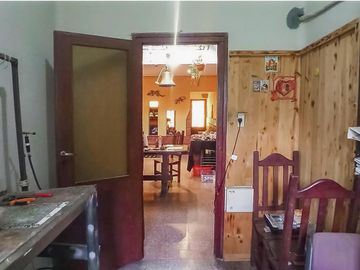 Casa 3 dormitorios con cochera y patio