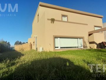 CASA VENTA CANNING BARRIO FINCAS DEL ALBA