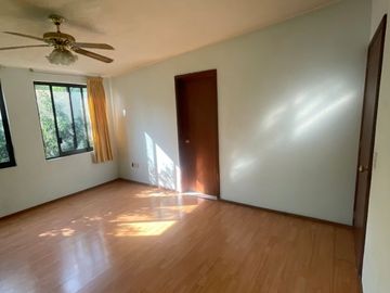 CASA EN VENTA PEDREGAL DE VISTA HERMOSA