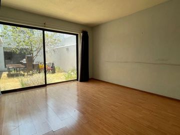 CASA EN VENTA PEDREGAL DE VISTA HERMOSA