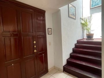 CASA EN VENTA PEDREGAL DE VISTA HERMOSA
