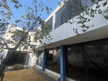 CASA EN VENTA PEDREGAL DE VISTA HERMOSA