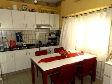 Impecable PH en Esquina con excelente ubicación - Beccar - San Isidro