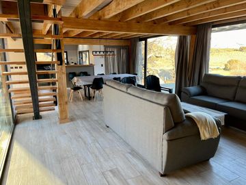 Excelente casa con impactante vista