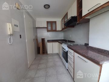 3 Ambientes con Cochera en Núñez!