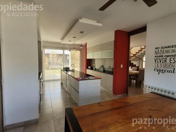 Casa en Venta B° Privado 