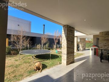 Casa en Venta B° Privado 