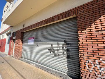 Casacuberta 6239, Wilde ¡Dos viviendas + Galpón en Planta baja!