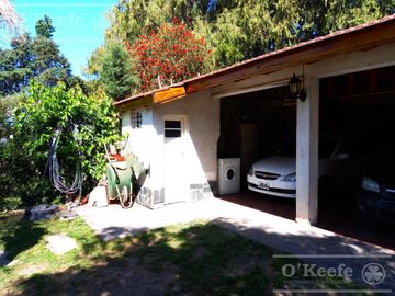 Quinta en venta con pileta y garage en el Pato (Berazategui) sobre lote de 895m2 Apto credito!!