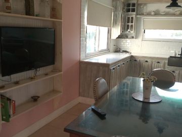 Casa en venta - 2 Dormitorios 2 Baños - Cochera - 684Mts2 - Florencio Varela