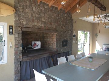 Casa en venta - 2 Dormitorios 2 Baños - Cochera - 684Mts2 - Florencio Varela