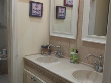 Casa en venta - 2 Dormitorios 2 Baños - Cochera - 684Mts2 - Florencio Varela