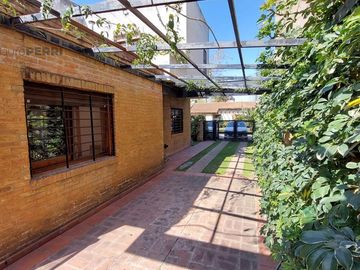 Casa en  venta en City Bell