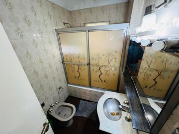 Casa de 3 ambientes en excelente lote en venta, en Boulogne.