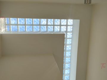 VENTA- HERMOSO DUPLEX DE 3 DORMITORIOS C/ GARAGE PARA 2 AUTOS