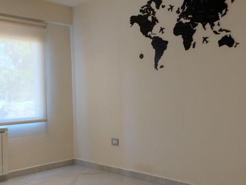 VENTA- HERMOSO DUPLEX DE 3 DORMITORIOS C/ GARAGE PARA 2 AUTOS