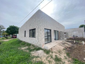 Departamento en venta - 2 Dormitorios 1 Baño - Cochera - 95Mts2 - Venado Tuerto, Santa fe