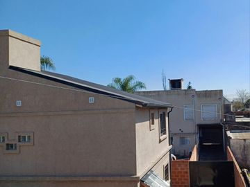 PH en venta - 2 Dormitorios 1 Baño - Cochera - 110Mts2 - Burzaco