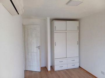 PH en venta - 2 Dormitorios 1 Baño - Cochera - 110Mts2 - Burzaco