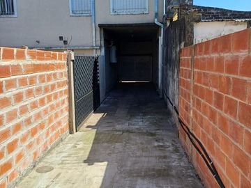 PH en venta - 2 Dormitorios 1 Baño - Cochera - 110Mts2 - Burzaco