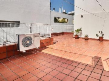 PH en venta - 4 Dormitorios 2 Baños - Cochera - 256Mts2 - Palermo