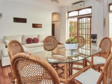 PH en venta - 4 Dormitorios 2 Baños - Cochera - 256Mts2 - Palermo