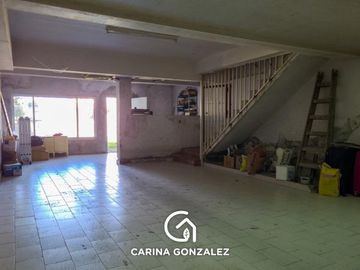 Casa en Venta de Tres Dormitorios en Santa Genoveva
