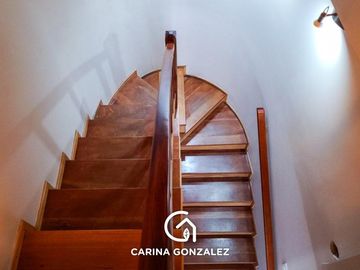 Casa en Venta de Tres Dormitorios en Santa Genoveva