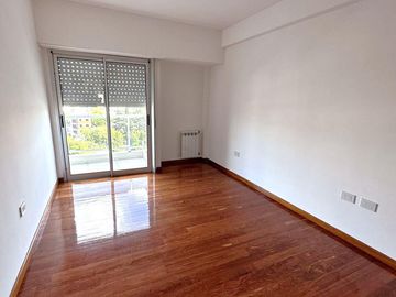 Departamento en venta - 2 dormitorios 1 baño 1 cochera - 85mts2 - La Plata