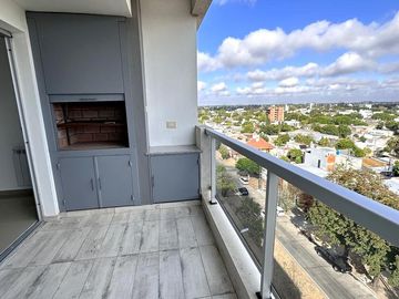 Departamento en venta - 2 dormitorios 1 baño 1 cochera - 85mts2 - La Plata