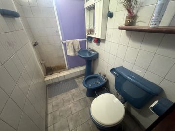 Venta de casa en Santa Cruz esq Falucho- 4amb con patio y garaje