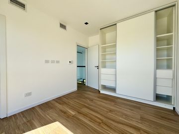 Casa en Venta barrio Canning Chico
