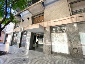 DEPARTAMENTO DE TRES DORMITORIO Y DEPENDENCIA SAN LORENZO Y LAPRIDA ROSARIO