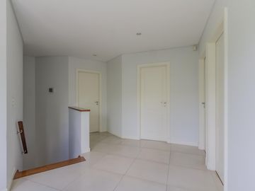 VENTA CASA 5 AMBIENTES - PILETA - SANTA MARIA DE LOS OLIVOS - PILAR