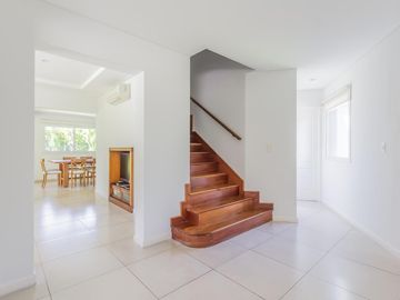 VENTA CASA 5 AMBIENTES - PILETA - SANTA MARIA DE LOS OLIVOS - PILAR